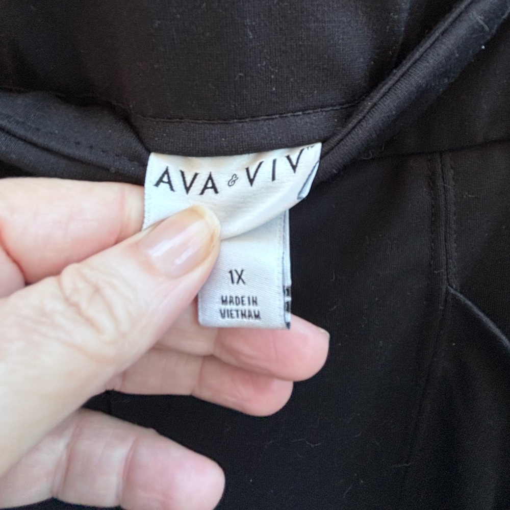 🎉NWT🎉 Ava & Viv Black Ponte Pull-On Pants with Front Pockets - Picture 7 of 12